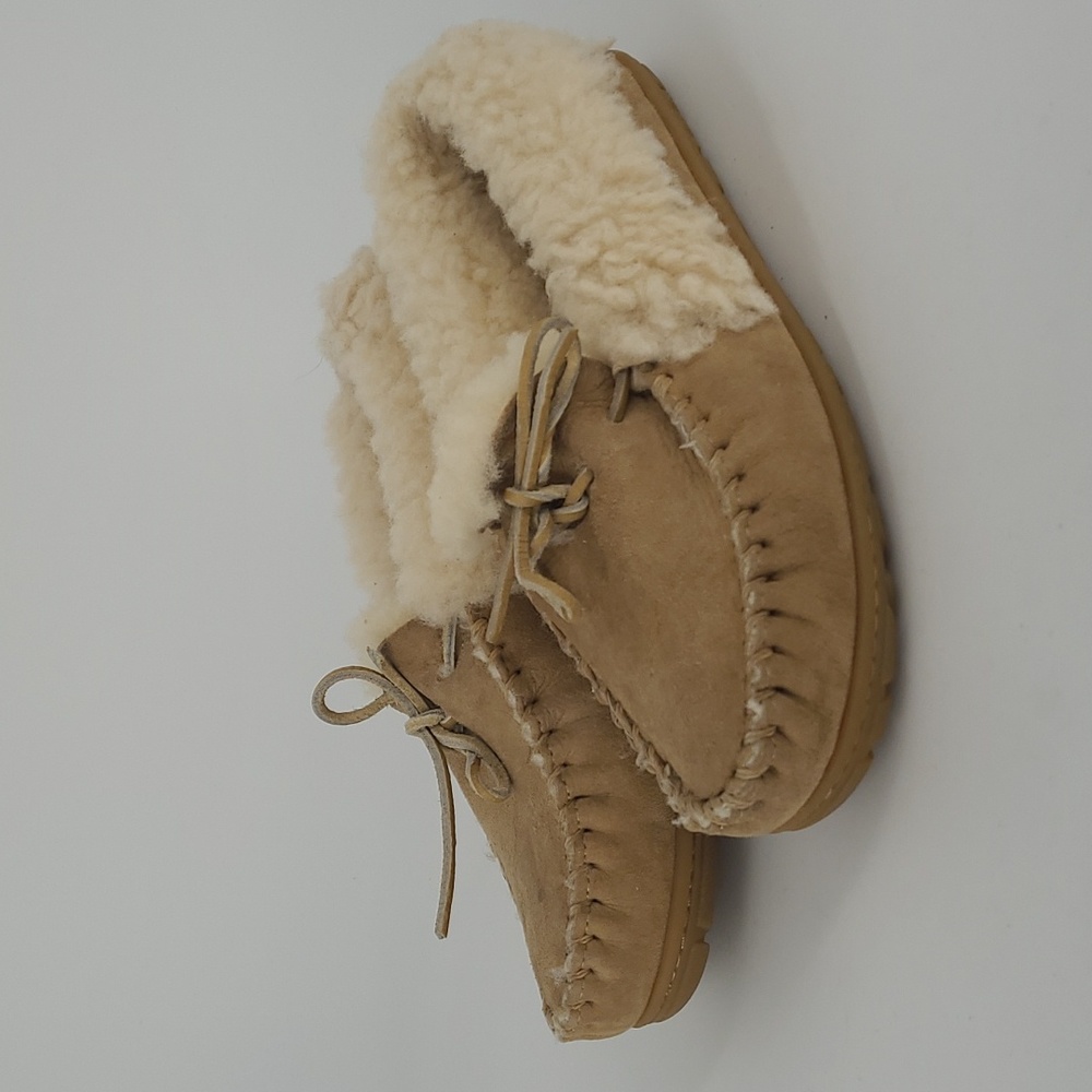 READ Women's LL Bean Wicked Good Mocs Moccasins Beige Size 9